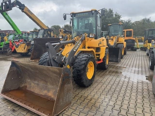 Volvo L 30 G  - Ελαστιχοφόρος φορτωτής: φωτογραφία 3 Volvo L 30 G  - Ελαστιχοφόρος φορτωτής: φωτογραφία 3