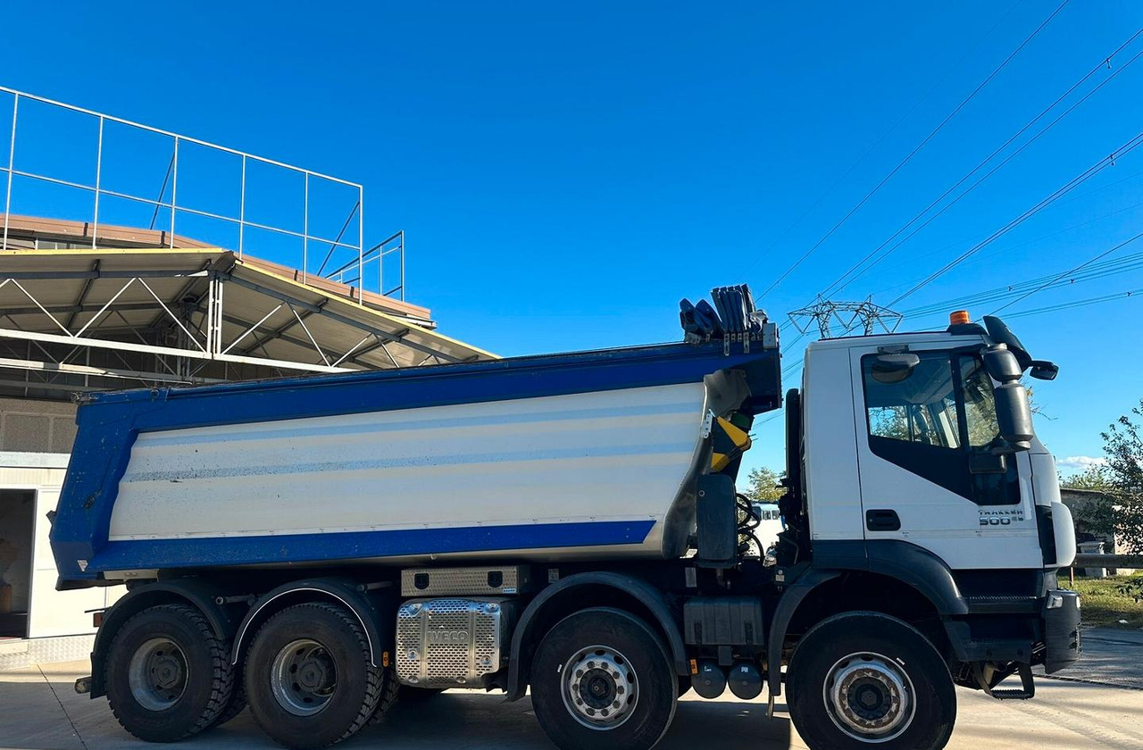 Iveco Trakker 500 anno 2020 - Φορτηγό ανατρεπόμενο: φωτογραφία 3 Iveco Trakker 500 anno 2020 - Φορτηγό ανατρεπόμενο: φωτογραφία 3