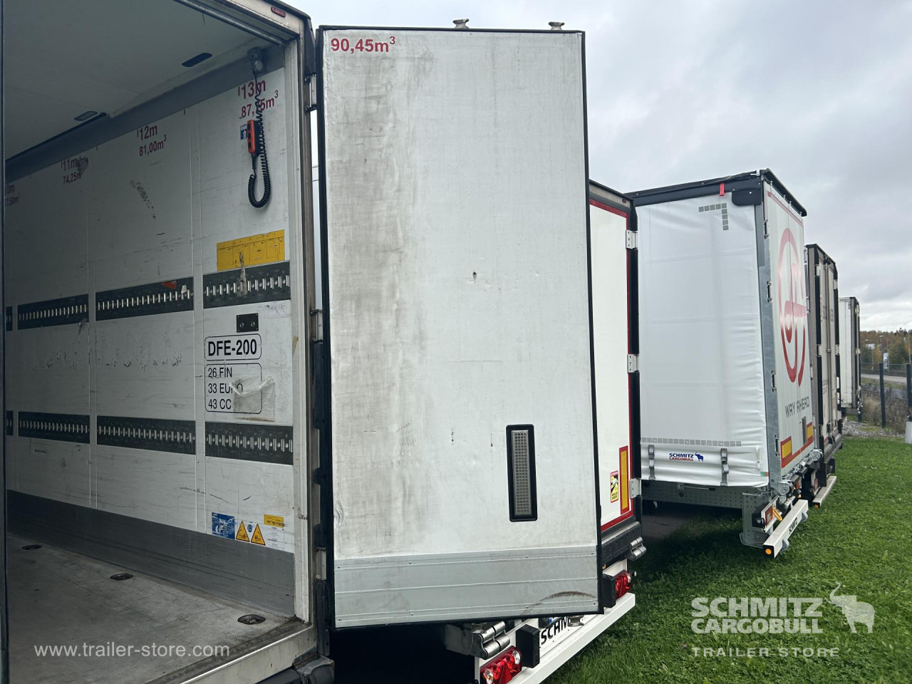 SCHMITZ Reefer Multitemp Taillift - Επικαθήμενο ισοθερμικό: φωτογραφία 4 SCHMITZ Reefer Multitemp Taillift - Επικαθήμενο ισοθερμικό: φωτογραφία 4
