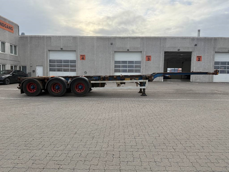 HFR Container chassis / Container-Fahrgestell - Επικαθήμενο μεταφοράς εμπορευματοκιβωτίων/ Κινητό αμάξωμα: φωτογραφία 2 HFR Container chassis / Container-Fahrgestell - Επικαθήμενο μεταφοράς εμπορευματοκιβωτίων/ Κινητό αμάξωμα: φωτογραφία 2