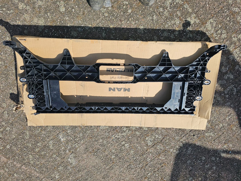 MAN TGM - Bumpersteun midden - 81.41610-5742 - Ανταλλακτικό για Φορτηγό: φωτογραφία 1 MAN TGM - Bumpersteun midden - 81.41610-5742 - Ανταλλακτικό για Φορτηγό: φωτογραφία 1