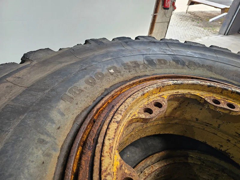 Michelin 18.00 R33 - Ελαστικό για Φορτηγό: φωτογραφία 5 Michelin 18.00 R33 - Ελαστικό για Φορτηγό: φωτογραφία 5
