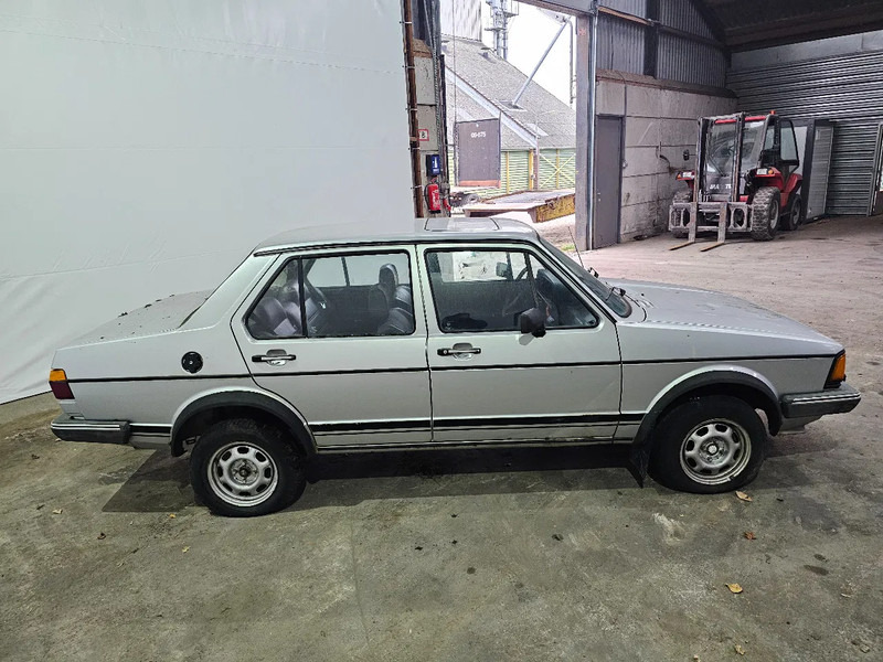 Volkswagen Jetta M1/AA - Λιμουζίνα/ Sedan: φωτογραφία 5 Volkswagen Jetta M1/AA - Λιμουζίνα/ Sedan: φωτογραφία 5