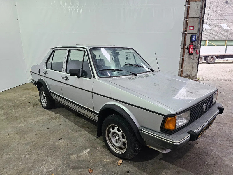 Volkswagen Jetta M1/AA - Λιμουζίνα/ Sedan: φωτογραφία 4 Volkswagen Jetta M1/AA - Λιμουζίνα/ Sedan: φωτογραφία 4