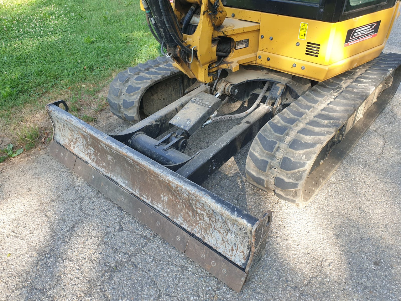 Μίνι εκσκαφέας CATERPILLAR 304-07: φωτογραφία 9 Μίνι εκσκαφέας CATERPILLAR 304-07: φωτογραφία 9