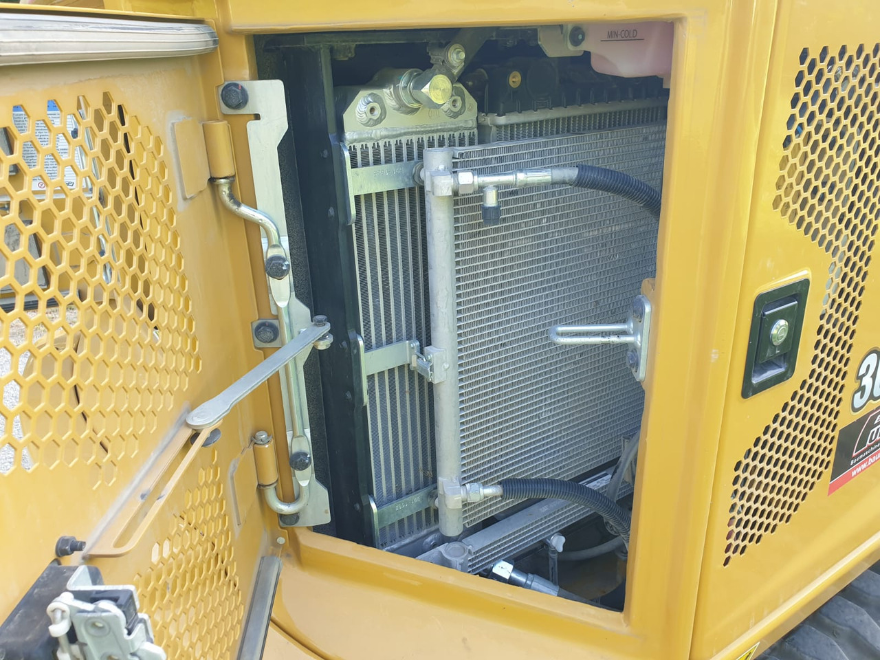 Μίνι εκσκαφέας CATERPILLAR 304-07: φωτογραφία 14 Μίνι εκσκαφέας CATERPILLAR 304-07: φωτογραφία 14