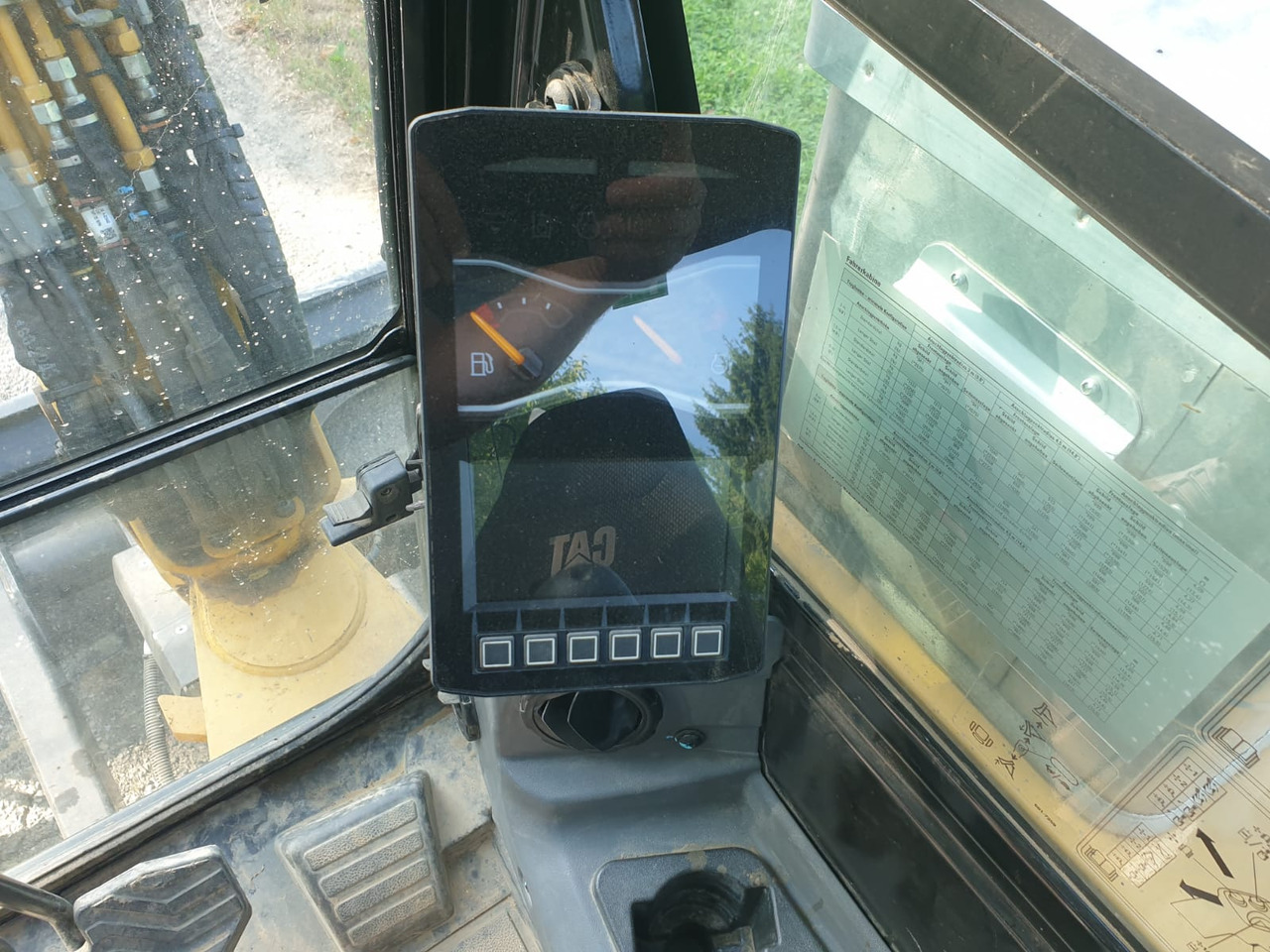 Μίνι εκσκαφέας CATERPILLAR 304-07: φωτογραφία 19 Μίνι εκσκαφέας CATERPILLAR 304-07: φωτογραφία 19