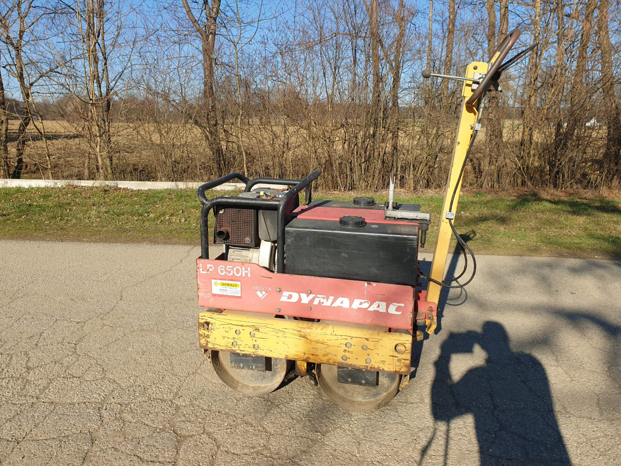 DYNAPAC LP 650 H - Μικρος ασφαλτικός οδοστρωτήρας: φωτογραφία 1 DYNAPAC LP 650 H - Μικρος ασφαλτικός οδοστρωτήρας: φωτογραφία 1