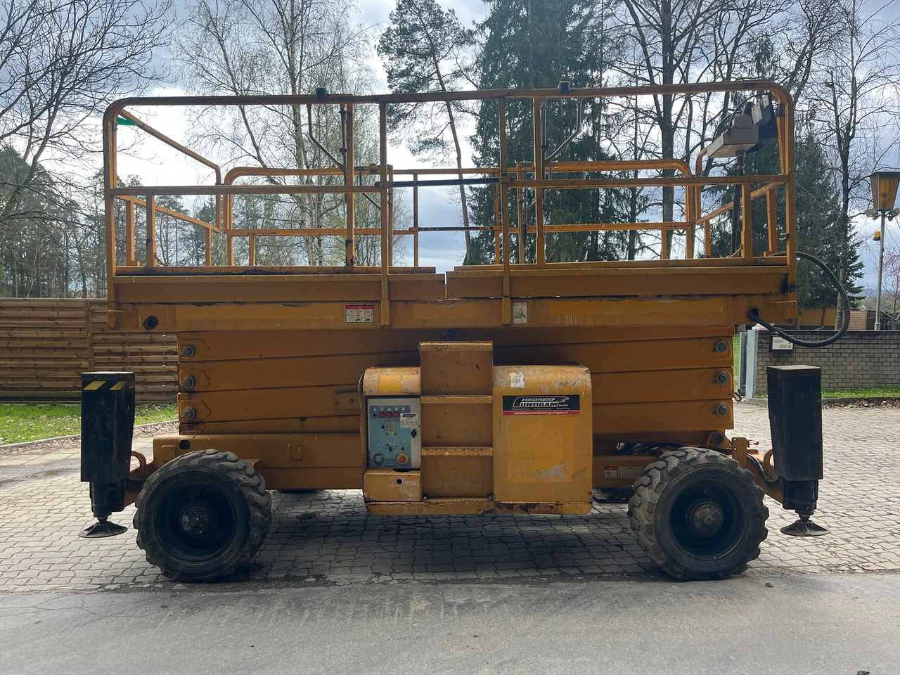 HAULOTTE H 15 SX - Πλατφόρμα εναέρια: φωτογραφία 2 HAULOTTE H 15 SX - Πλατφόρμα εναέρια: φωτογραφία 2
