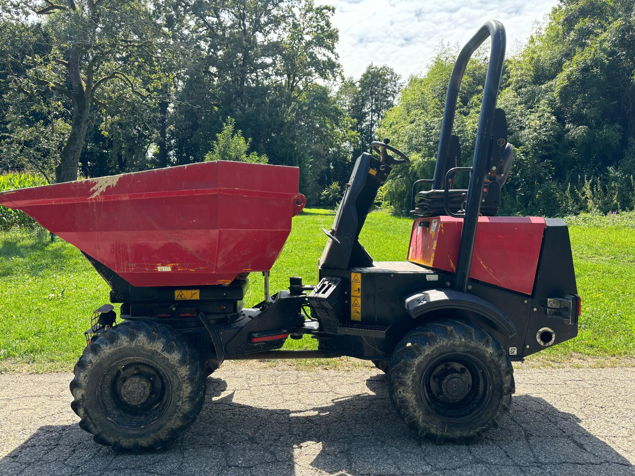 JCB 2 THS - Μίνι ανατρεπόμενο: φωτογραφία 1 JCB 2 THS - Μίνι ανατρεπόμενο: φωτογραφία 1