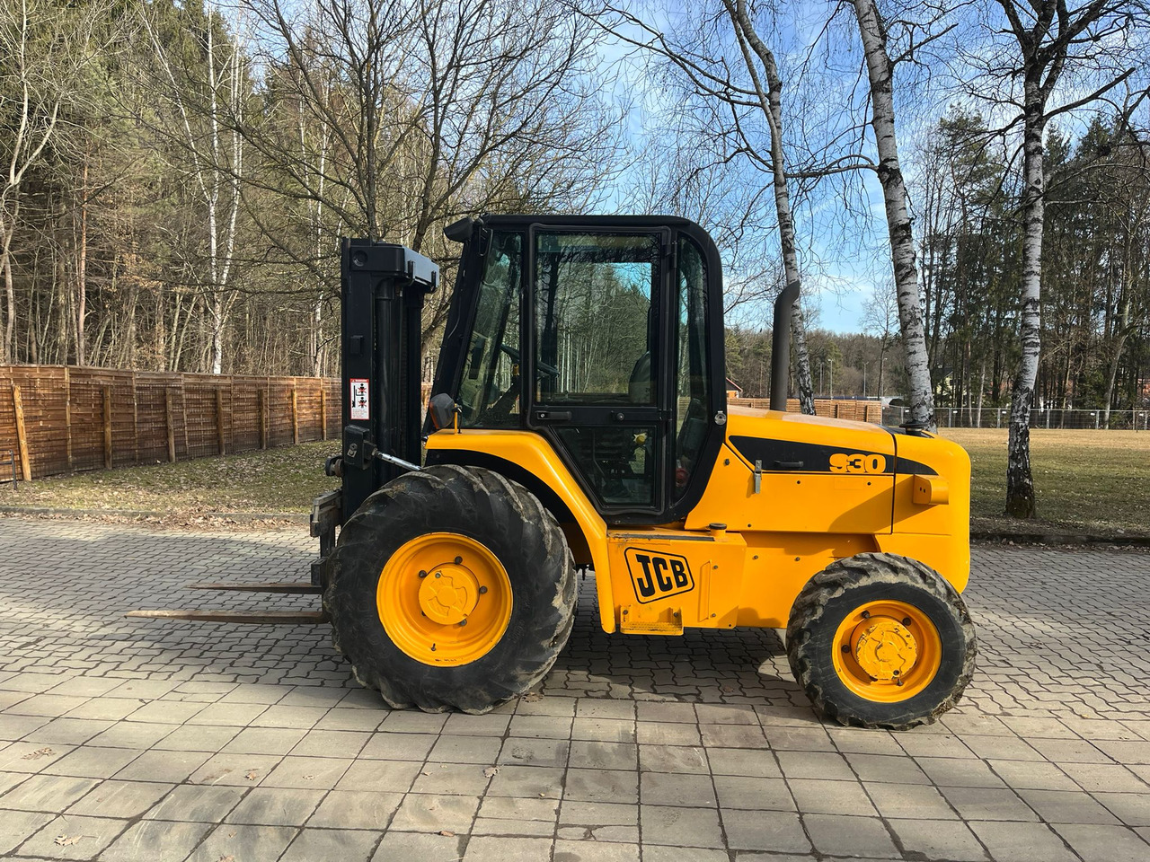 JCB 930 - Πετρελαιοκίνητο περονοφόρο: φωτογραφία 1 JCB 930 - Πετρελαιοκίνητο περονοφόρο: φωτογραφία 1