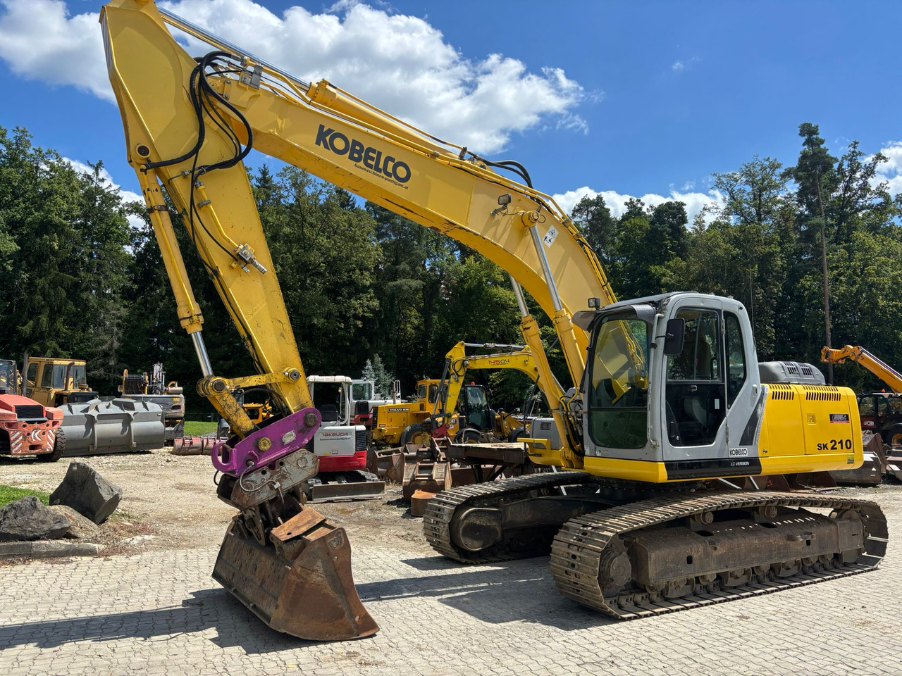 NEW HOLLAND Kobelco E 215 B - Ερπυστριοφόρος εκσκαφέας: φωτογραφία 3 NEW HOLLAND Kobelco E 215 B - Ερπυστριοφόρος εκσκαφέας: φωτογραφία 3
