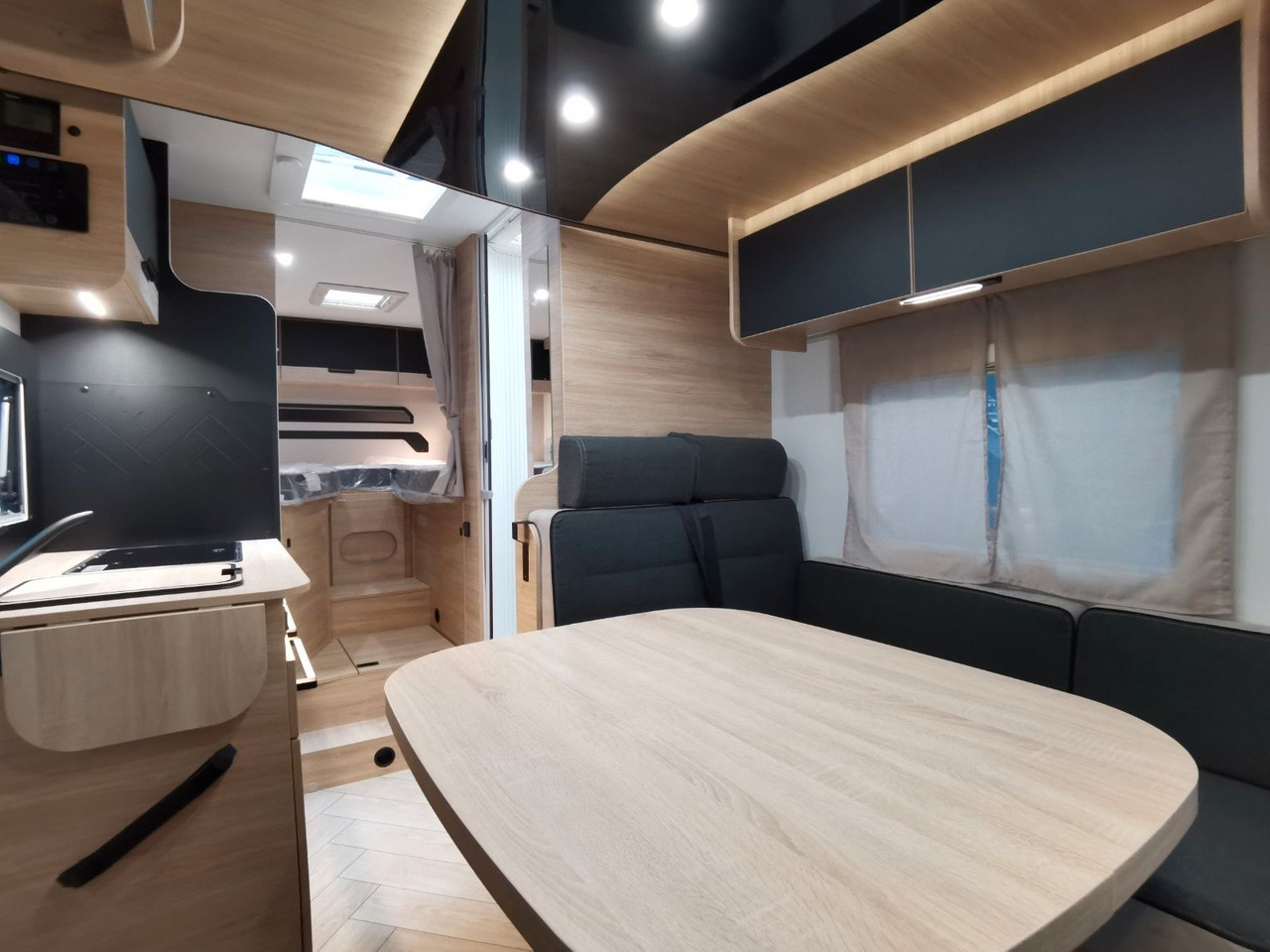 Ημιενιαίο αυτοκινούμενο Chausson 627 TITANIUM /-2026- / 165PS - 8G. AUTOMATIK: φωτογραφία 16 Ημιενιαίο αυτοκινούμενο Chausson 627 TITANIUM /-2026- / 165PS - 8G. AUTOMATIK: φωτογραφία 16