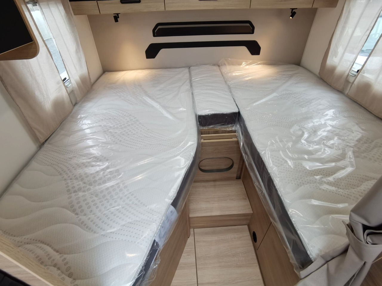 Ημιενιαίο αυτοκινούμενο Chausson 627 TITANIUM / -2026- / 165PS-8G. / EINZELBETTEN: φωτογραφία 19 Ημιενιαίο αυτοκινούμενο Chausson 627 TITANIUM / -2026- / 165PS-8G. / EINZELBETTEN: φωτογραφία 19