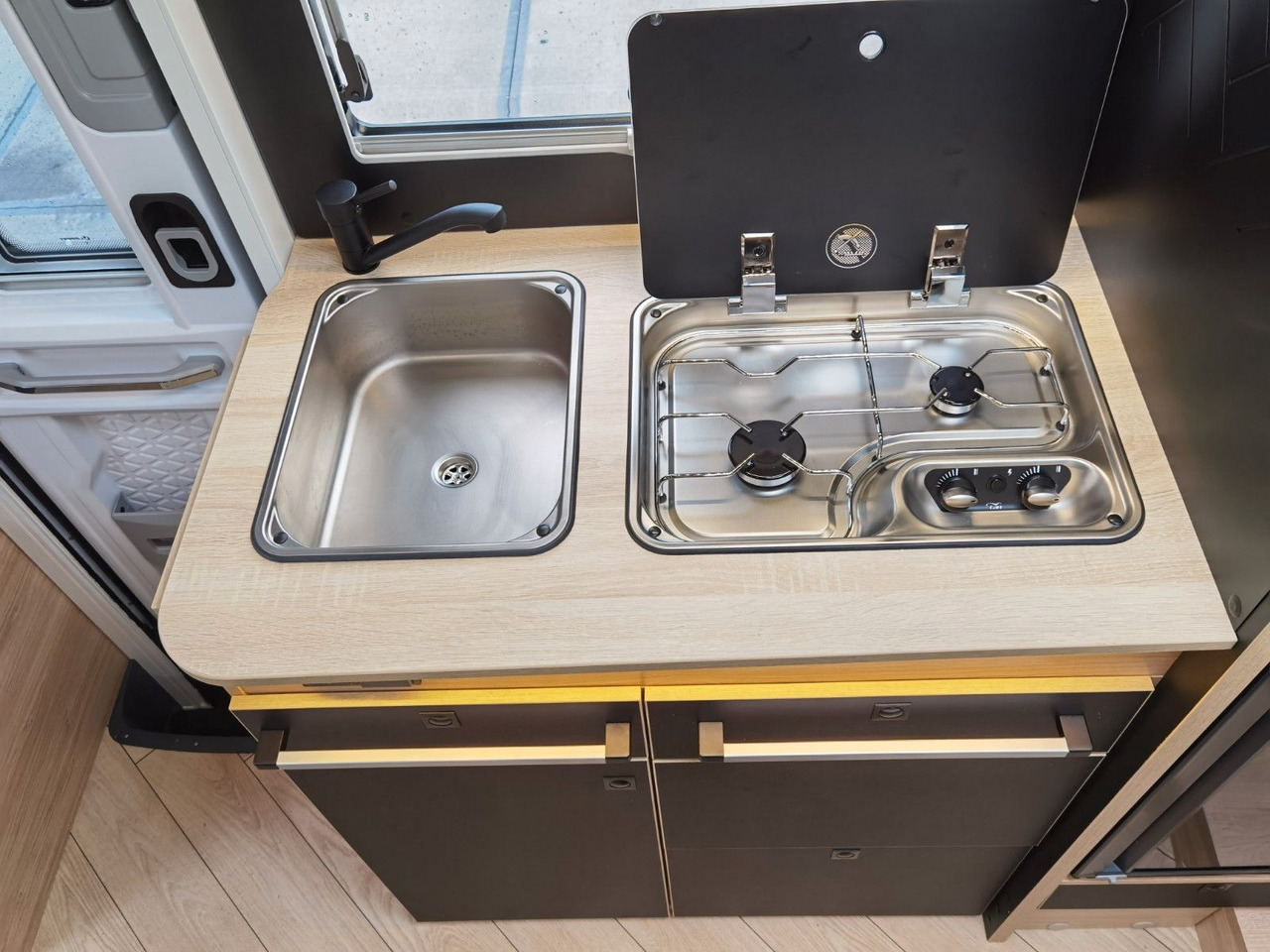 Ημιενιαίο αυτοκινούμενο Chausson 627 TITANIUM / -2026- / 165PS-8G. / EINZELBETTEN: φωτογραφία 17 Ημιενιαίο αυτοκινούμενο Chausson 627 TITANIUM / -2026- / 165PS-8G. / EINZELBETTEN: φωτογραφία 17