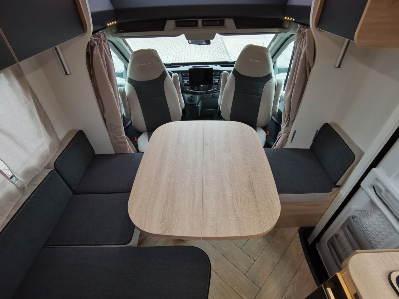 Ημιενιαίο αυτοκινούμενο Chausson 627 TITANIUM / -2026- / 165PS-8G. / EINZELBETTEN: φωτογραφία 14 Ημιενιαίο αυτοκινούμενο Chausson 627 TITANIUM / -2026- / 165PS-8G. / EINZELBETTEN: φωτογραφία 14