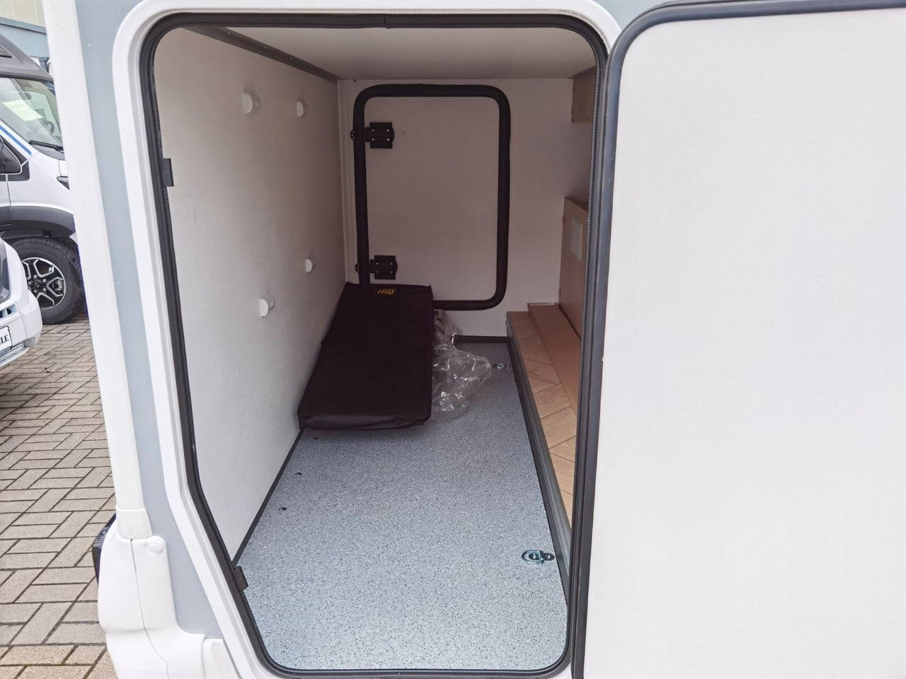 Ημιενιαίο αυτοκινούμενο Chausson 627 TITANIUM / -2026- / 165PS-8G. / EINZELBETTEN: φωτογραφία 11 Ημιενιαίο αυτοκινούμενο Chausson 627 TITANIUM / -2026- / 165PS-8G. / EINZELBETTEN: φωτογραφία 11