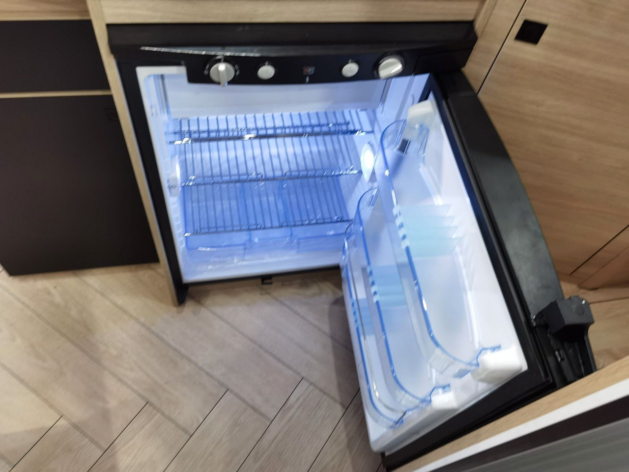 Ημιενιαίο αυτοκινούμενο Chausson S 697 SPORT LINE / - 2026 - / 165PS-8G AUTOMATIK: φωτογραφία 19 Ημιενιαίο αυτοκινούμενο Chausson S 697 SPORT LINE / - 2026 - / 165PS-8G AUTOMATIK: φωτογραφία 19