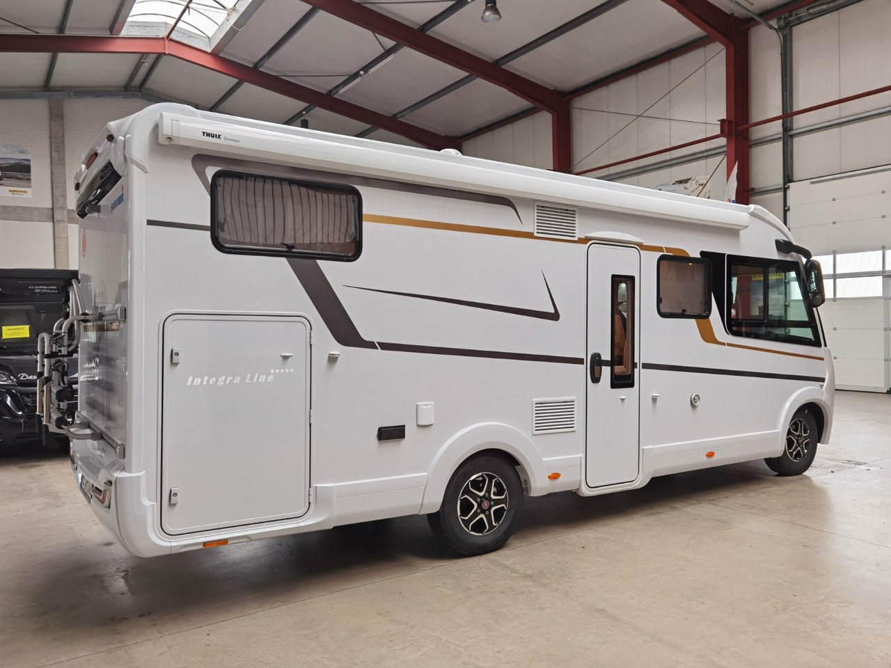 Eura Mobil INTEGRA LINE 720 EF / 180PS-9G-40H/ EINZELBETTEN - Ενιαίο αυτοκινούμενο: φωτογραφία 4 Eura Mobil INTEGRA LINE 720 EF / 180PS-9G-40H/ EINZELBETTEN - Ενιαίο αυτοκινούμενο: φωτογραφία 4