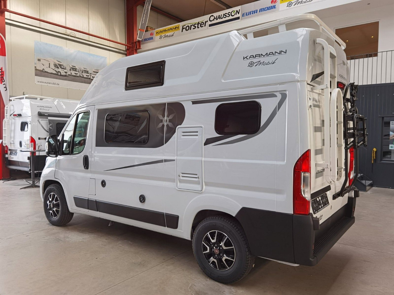 Karmann DEXTER 550 / 140PS / CONCEPT - PAKET & HUBBETT - Αυτοκινούμενο βαν: φωτογραφία 5 Karmann DEXTER 550 / 140PS / CONCEPT - PAKET & HUBBETT - Αυτοκινούμενο βαν: φωτογραφία 5