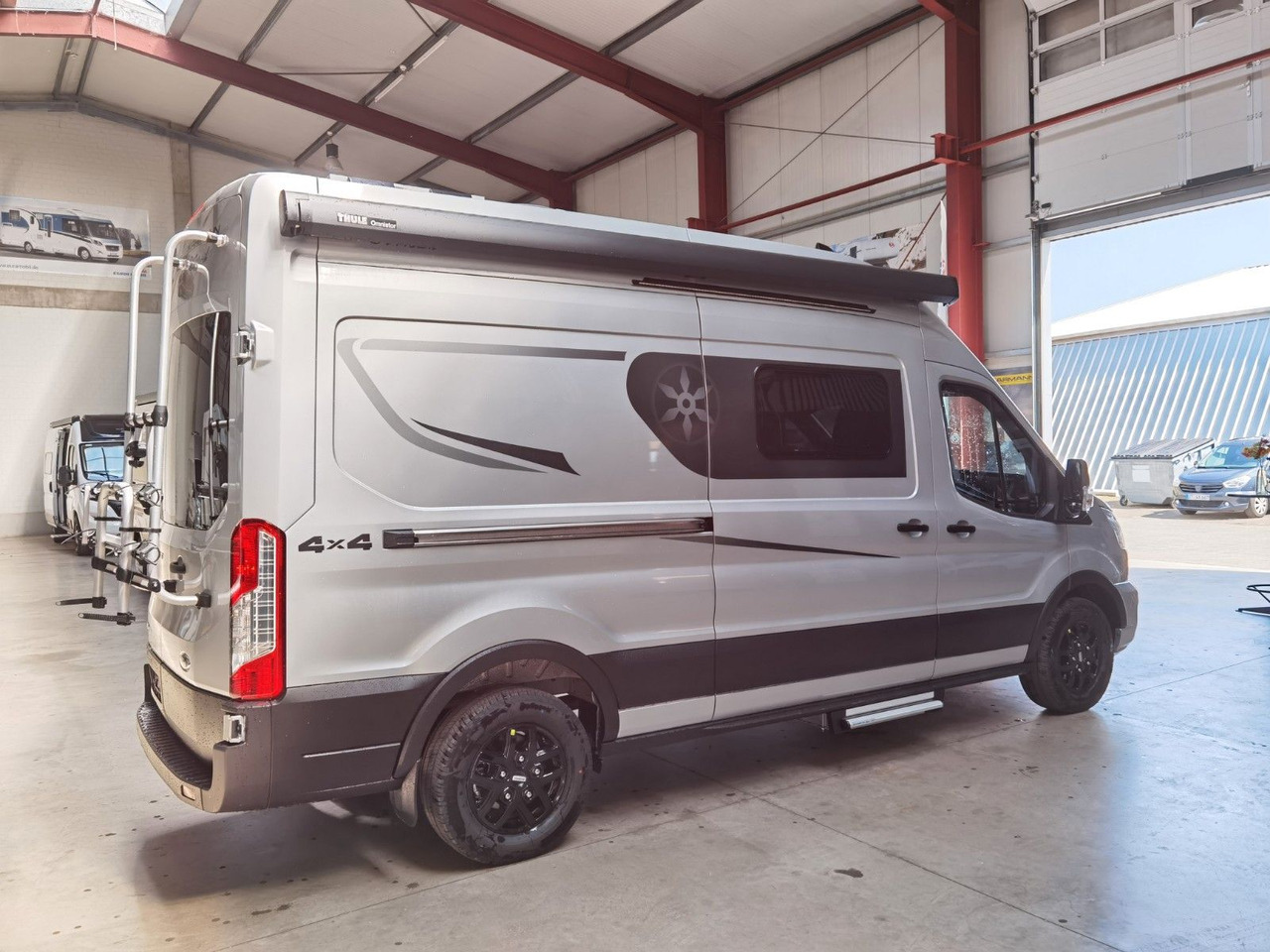 Karmann DEXTER 560 / 170PS - 4x4 / SOLAR & MARKISE & ALU - Αυτοκινούμενο βαν: φωτογραφία 4 Karmann DEXTER 560 / 170PS - 4x4 / SOLAR & MARKISE & ALU - Αυτοκινούμενο βαν: φωτογραφία 4