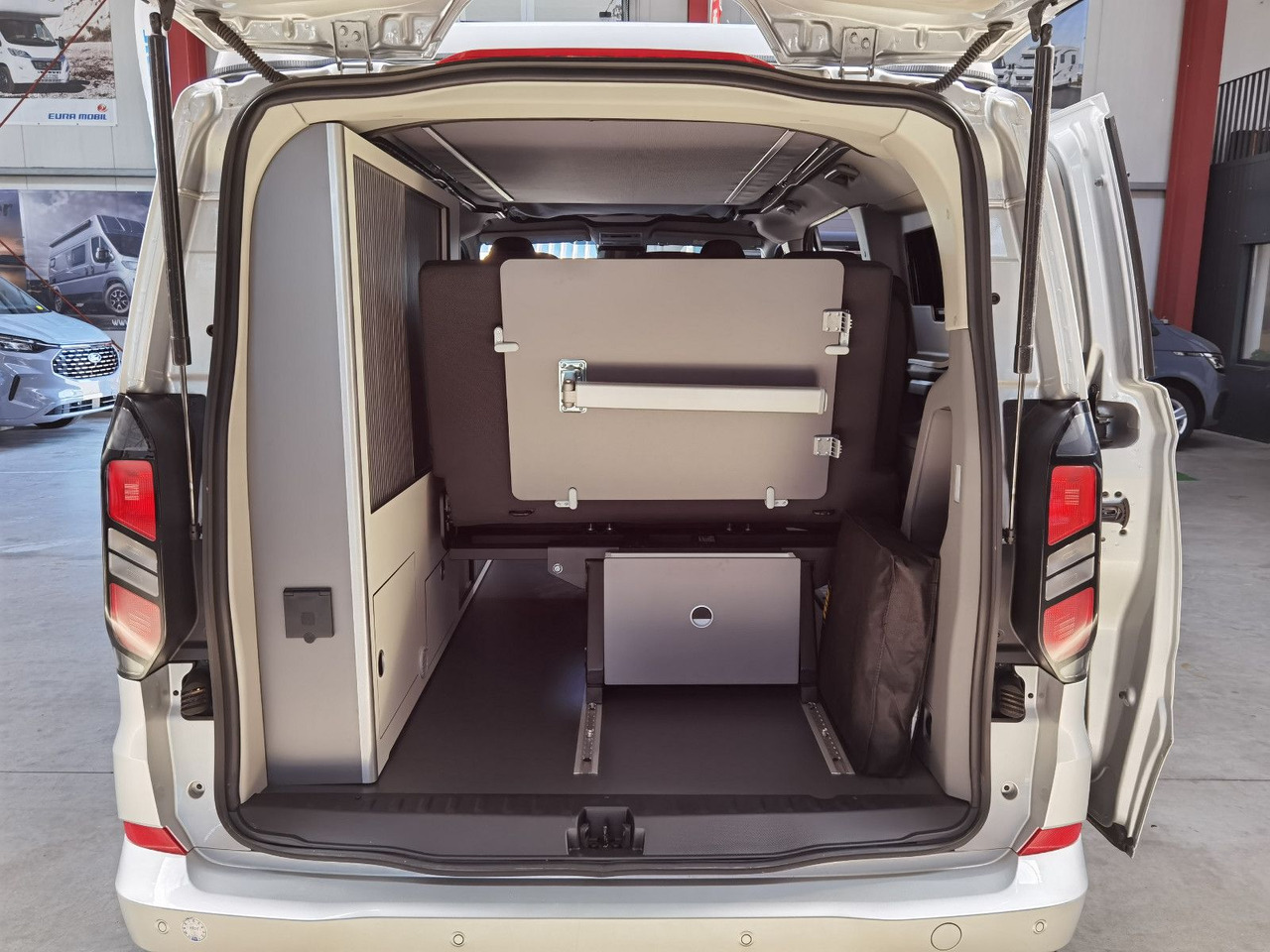 Αυτοκινούμενο βαν Karmann DUNCAN 500 / VIVA- PAKET / AHK. / ABVERKAUF 2026: φωτογραφία 13