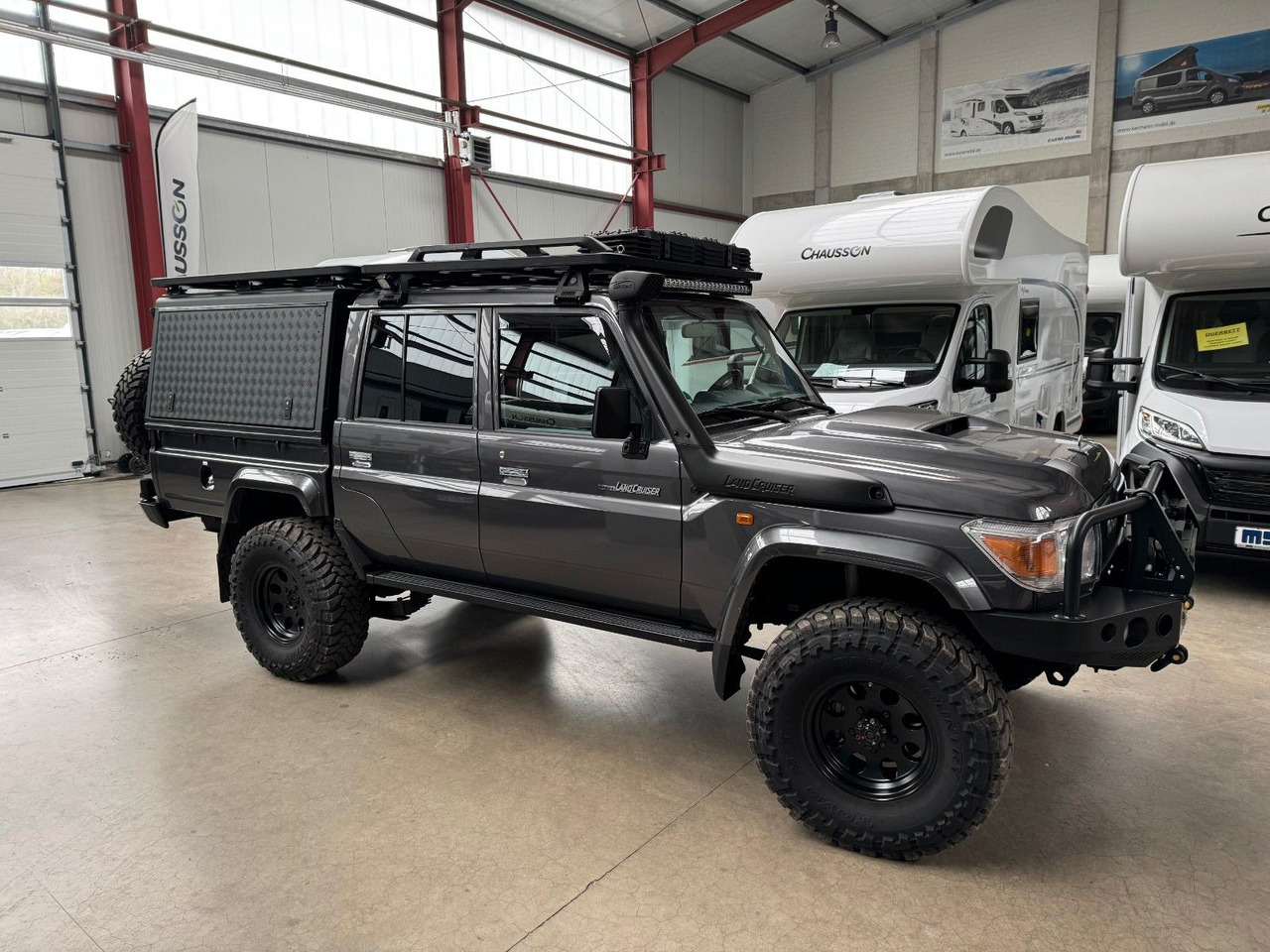 Toyota GRJ 79 DC - VX LIMITED / VIELE EXTRAS - SUV: φωτογραφία 4 Toyota GRJ 79 DC - VX LIMITED / VIELE EXTRAS - SUV: φωτογραφία 4