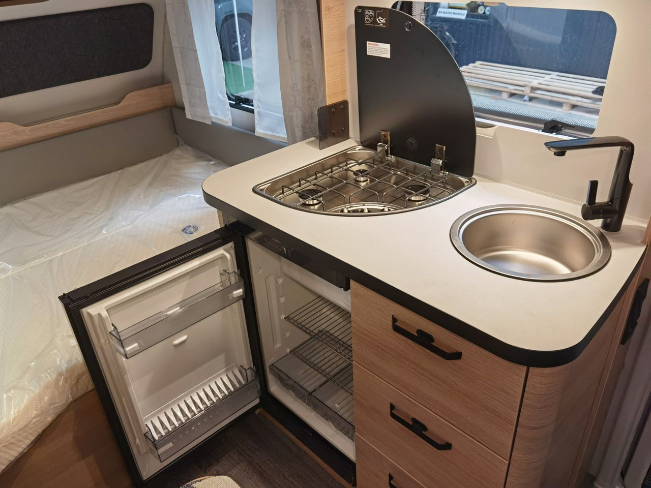 Ρυμουλκούμενο τροχόσπιτο Weinsberg CARAONE 390 QD  / -2026 -/ ALLE PAKETE: φωτογραφία 18