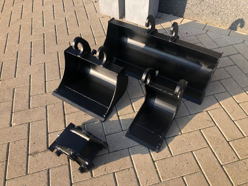 Bakkenset CW05 / CW00 - Κουβάς: φωτογραφία 1 Bakkenset CW05 / CW00 - Κουβάς: φωτογραφία 1