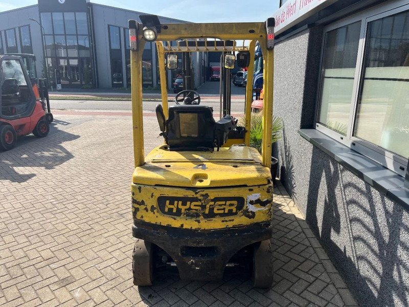 Ηλεκτροκίνητο περονοφόρο Hyster J 3.0 XN: φωτογραφία 10 Ηλεκτροκίνητο περονοφόρο Hyster J 3.0 XN: φωτογραφία 10