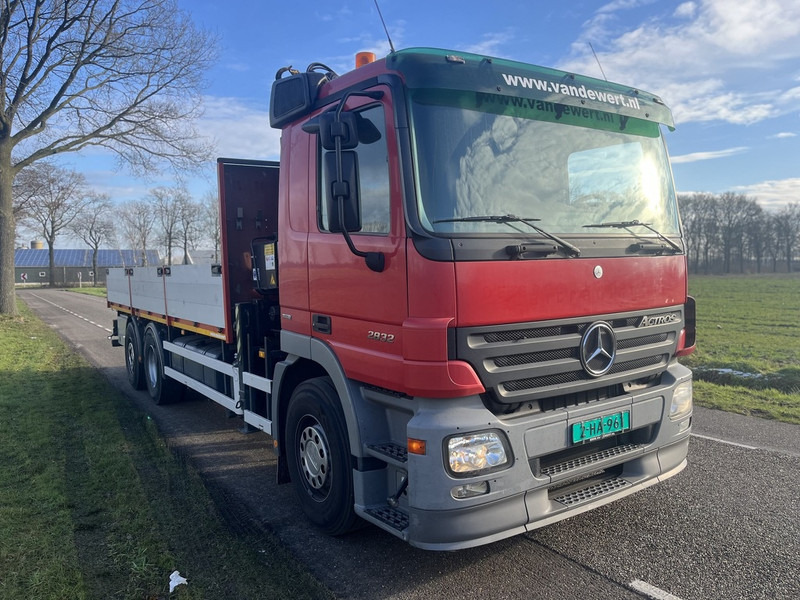 Mercedes-Benz ACTROS 2832 - MKG HKL140 - automaat - EURO5 -lift/stuur as - 600dkm - 2006 - Φορτηγό με ανοιχτή καρότσα, Φορτηγό με γερανό: φωτογραφία 4 Mercedes-Benz ACTROS 2832 - MKG HKL140 - automaat - EURO5 -lift/stuur as - 600dkm - 2006 - Φορτηγό με ανοιχτή καρότσα, Φορτηγό με γερανό: φωτογραφία 4