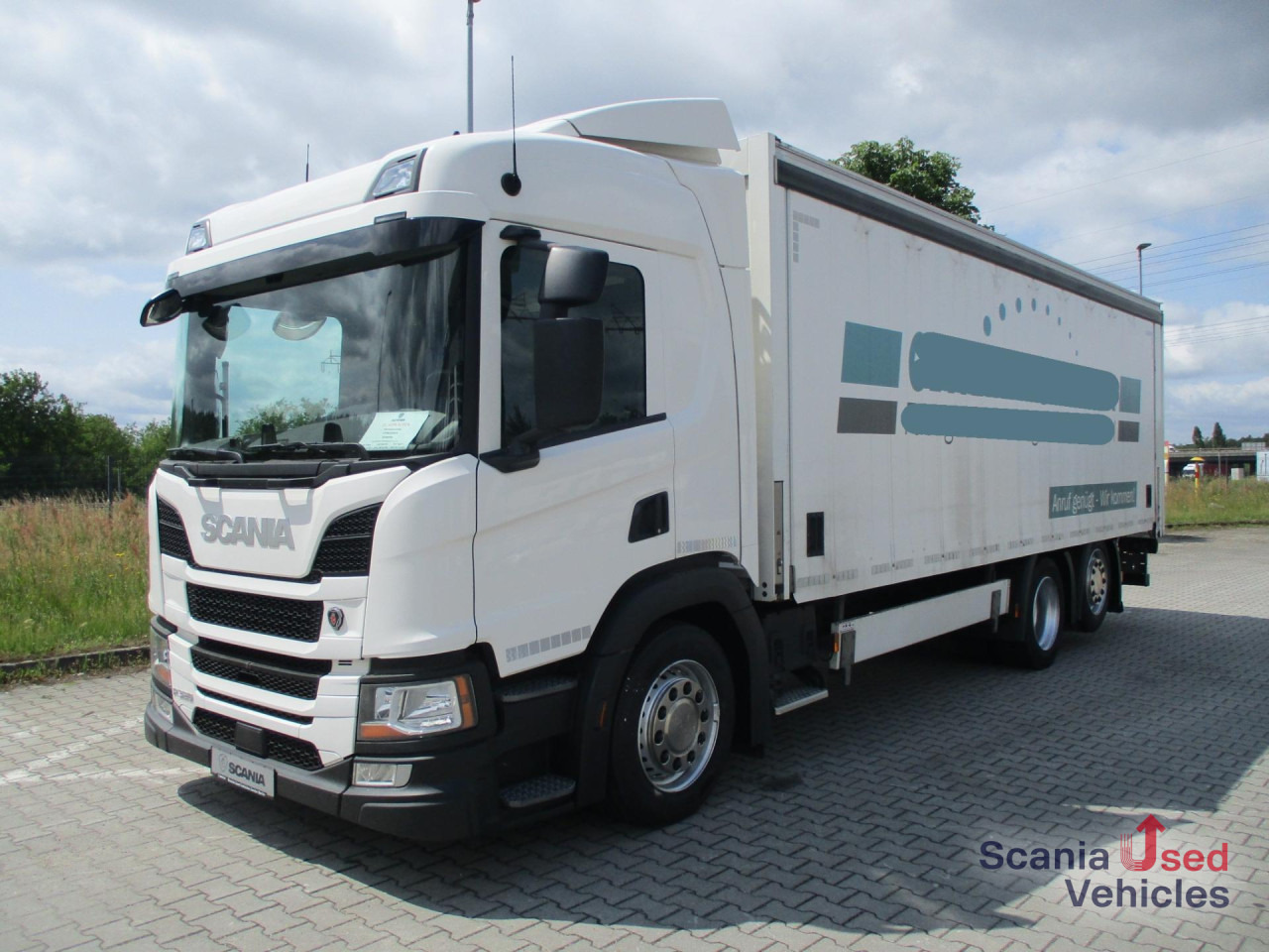 SCANIA P 320 B6x2*4LB - Φορτηγό για τη μεταφορά ποτών: φωτογραφία 1 SCANIA P 320 B6x2*4LB - Φορτηγό για τη μεταφορά ποτών: φωτογραφία 1