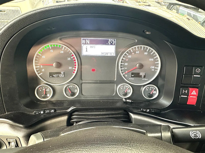 Φορτηγό κόφα MAN TGS 26.360 AIRCO / 6x2: φωτογραφία 14