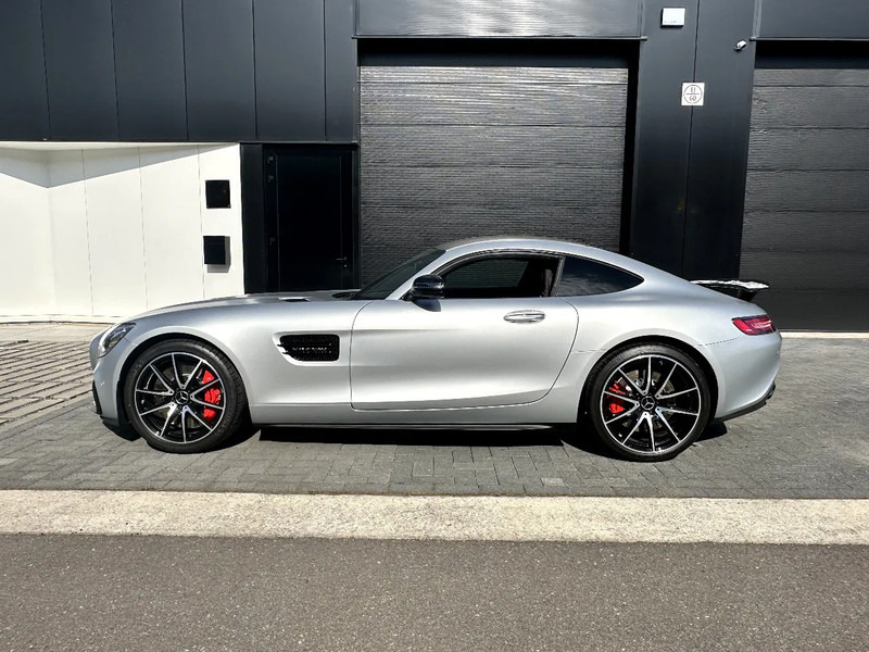 Mercedes-Benz AMG GT S / V8 4.0 L Biturbo (M178) - Αυτοκίνητο: φωτογραφία 3 Mercedes-Benz AMG GT S / V8 4.0 L Biturbo (M178) - Αυτοκίνητο: φωτογραφία 3