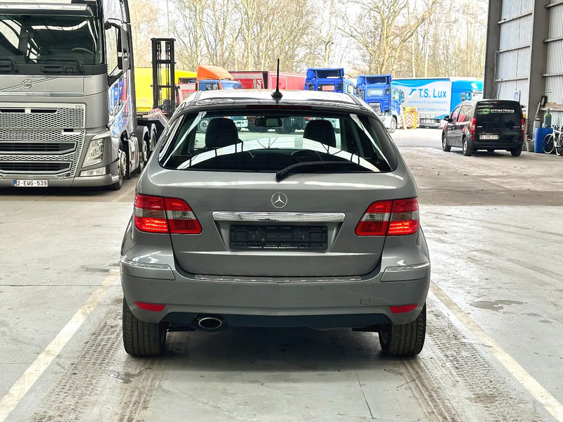 Mercedes-Benz B-Klasse 180 CDI - Λιμουζίνα/ Sedan: φωτογραφία 4 Mercedes-Benz B-Klasse 180 CDI - Λιμουζίνα/ Sedan: φωτογραφία 4