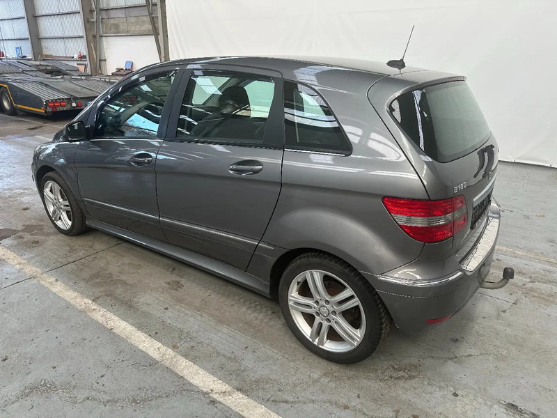 Mercedes-Benz B-Klasse 180 - Λιμουζίνα/ Sedan: φωτογραφία 4 Mercedes-Benz B-Klasse 180 - Λιμουζίνα/ Sedan: φωτογραφία 4