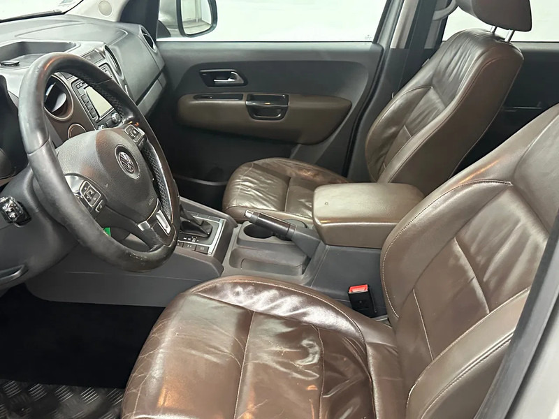 Hatchback Volkswagen Amarok 2.0 / AUTOMAAT: φωτογραφία 9