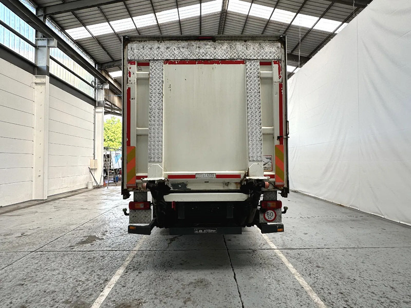 Volvo FM 330 / Essieu relevable et directionnel / Steerable lift axle / Lift as en stuuras - Φορτηγό μουσαμάς: φωτογραφία 4 Volvo FM 330 / Essieu relevable et directionnel / Steerable lift axle / Lift as en stuuras - Φορτηγό μουσαμάς: φωτογραφία 4