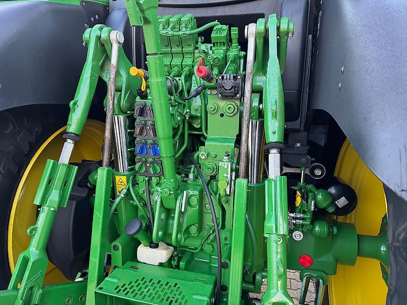 John Deere 6R195 AP 50KM COMMAND-PRO 2023 1490 UUR!!! - Τρακτέρ: φωτογραφία 4 John Deere 6R195 AP 50KM COMMAND-PRO 2023 1490 UUR!!! - Τρακτέρ: φωτογραφία 4