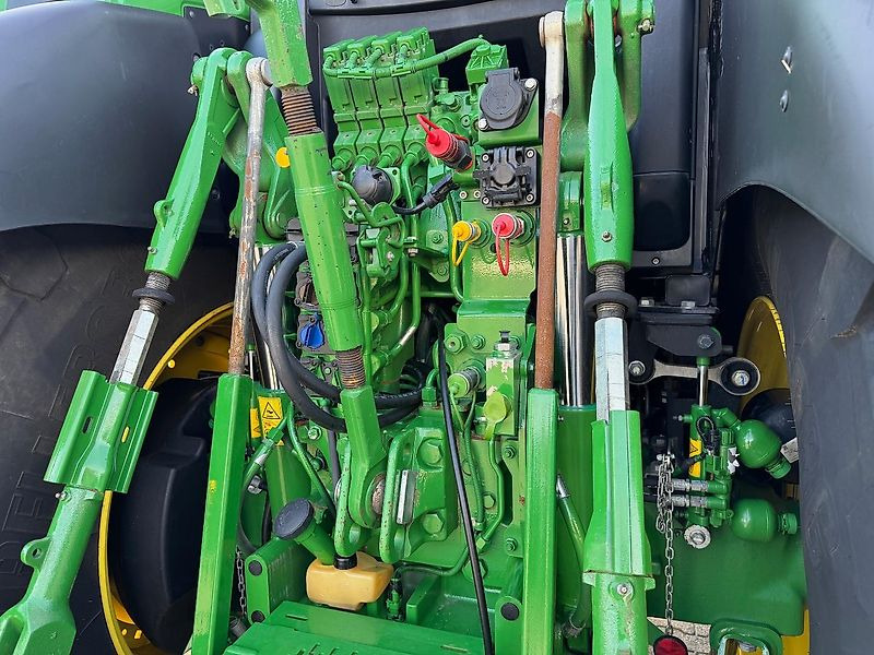 John Deere 6R195 AP 50KM COMMAND-PRO 2023!! - Τρακτέρ: φωτογραφία 4 John Deere 6R195 AP 50KM COMMAND-PRO 2023!! - Τρακτέρ: φωτογραφία 4