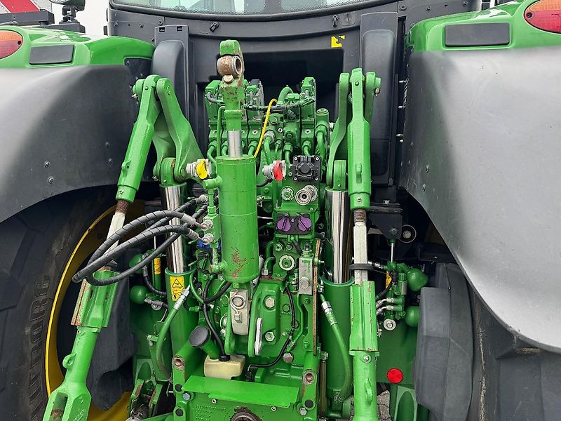 John Deere 6R250 AP 50KM COMMAND-PRO FH+FA 2022 2800 UUR!!! - Τρακτέρ: φωτογραφία 5 John Deere 6R250 AP 50KM COMMAND-PRO FH+FA 2022 2800 UUR!!! - Τρακτέρ: φωτογραφία 5