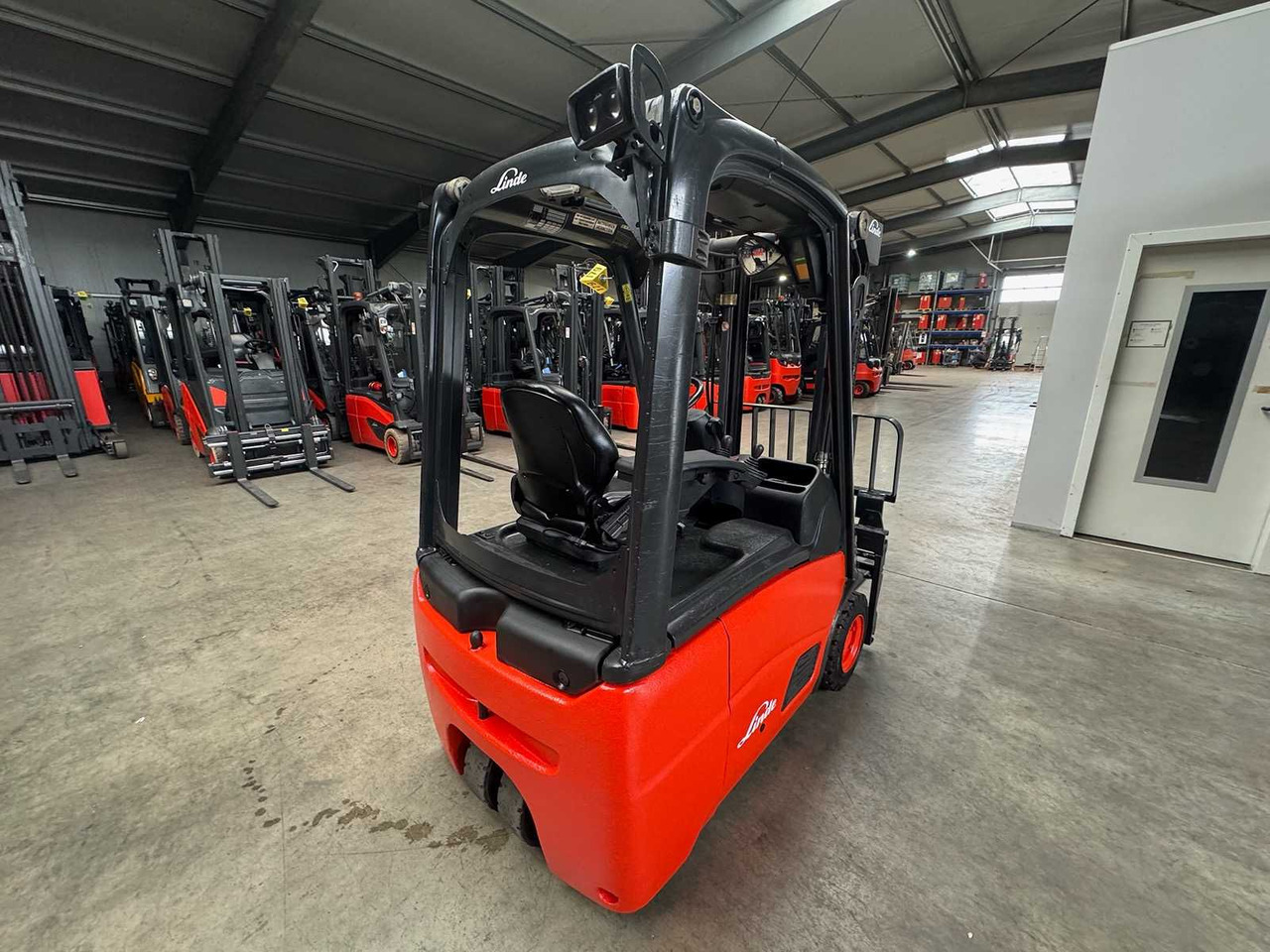 Περονοφόρο όχημα 04/2021 LINDE E16 1.600 KG 3.+4.: φωτογραφία 7 Περονοφόρο όχημα 04/2021 LINDE E16 1.600 KG 3.+4.: φωτογραφία 7