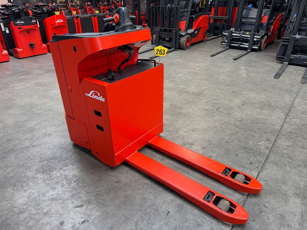 13/2024 SERVICE +UVV 10/2026 LINDE T20SF 2.000KG PALLET TRUCK ANT STACKER 3.098 HOURS - Περονοφόρο όχημα: φωτογραφία 3 13/2024 SERVICE +UVV 10/2026 LINDE T20SF 2.000KG PALLET TRUCK ANT STACKER 3.098 HOURS - Περονοφόρο όχημα: φωτογραφία 3