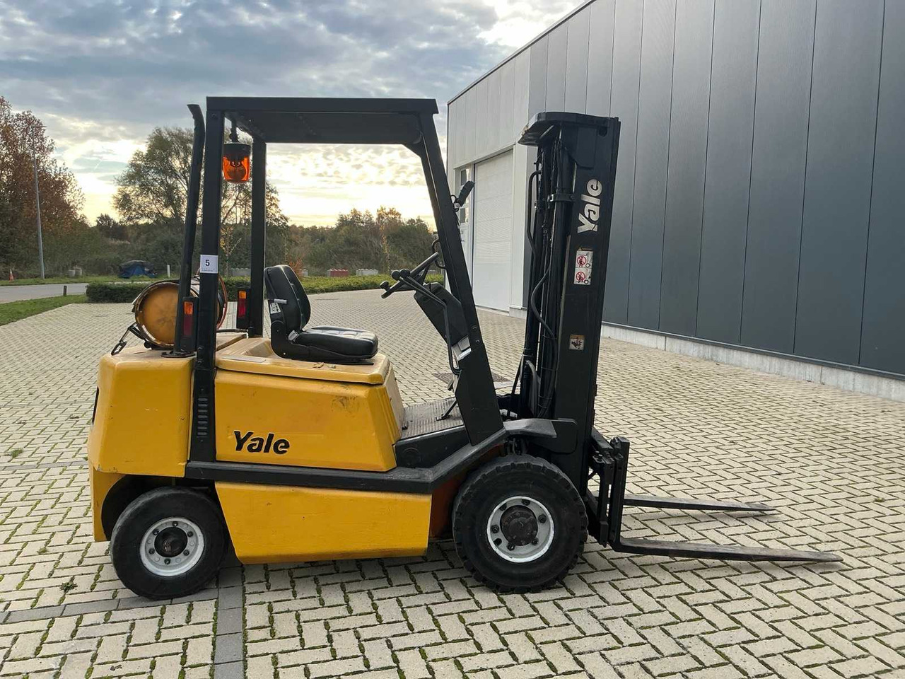1993 YALE GLP25RE FORKLIFT - Περονοφόρο όχημα: φωτογραφία 5 1993 YALE GLP25RE FORKLIFT - Περονοφόρο όχημα: φωτογραφία 5