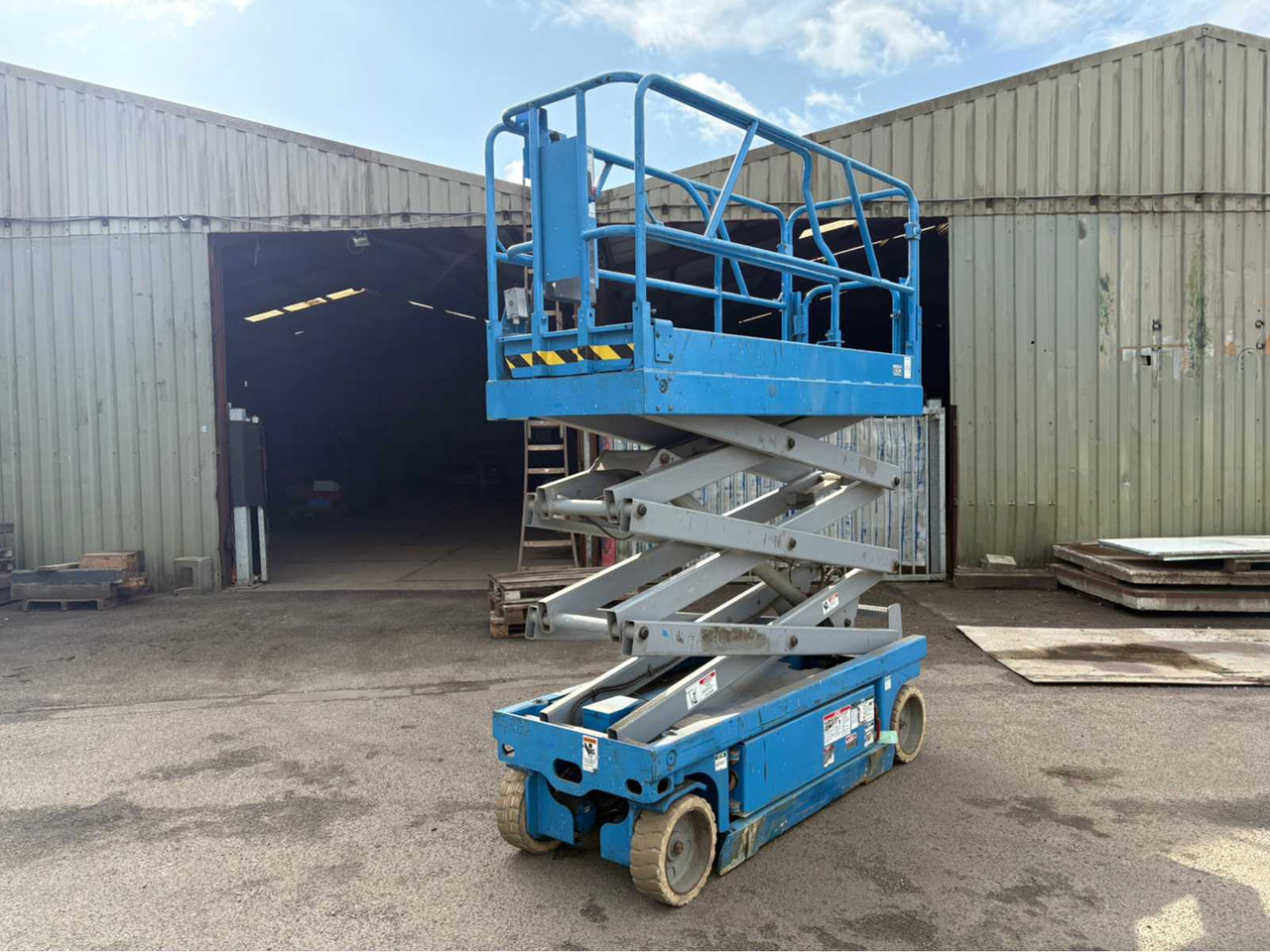 1997 GENIE GS-2032 AERIAL PLATFORM - Πλατφόρμα εναέρια: φωτογραφία 1 1997 GENIE GS-2032 AERIAL PLATFORM - Πλατφόρμα εναέρια: φωτογραφία 1