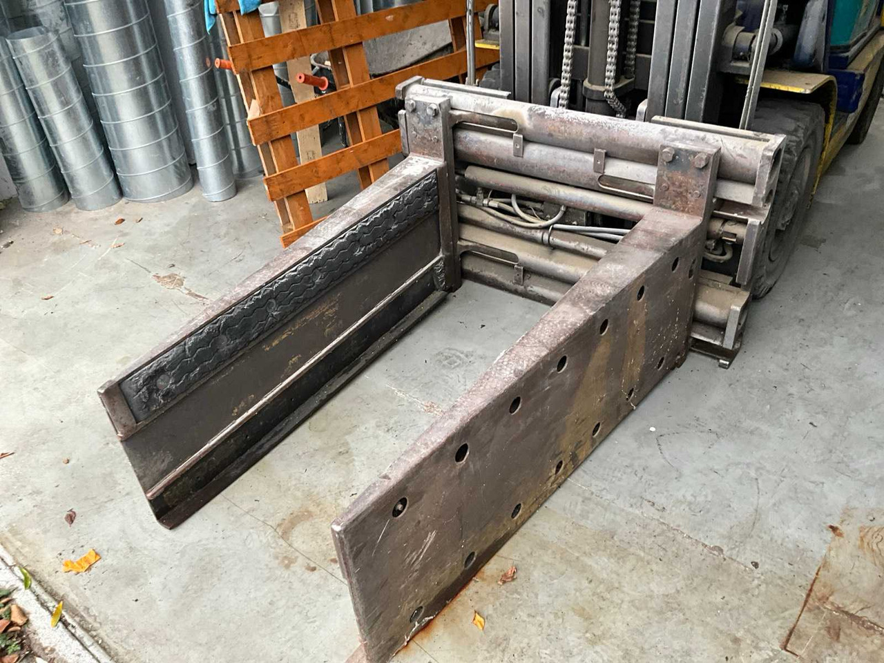 1999 KOMATSU FG25T12 FORKLIFT - Περονοφόρο όχημα: φωτογραφία 4 1999 KOMATSU FG25T12 FORKLIFT - Περονοφόρο όχημα: φωτογραφία 4