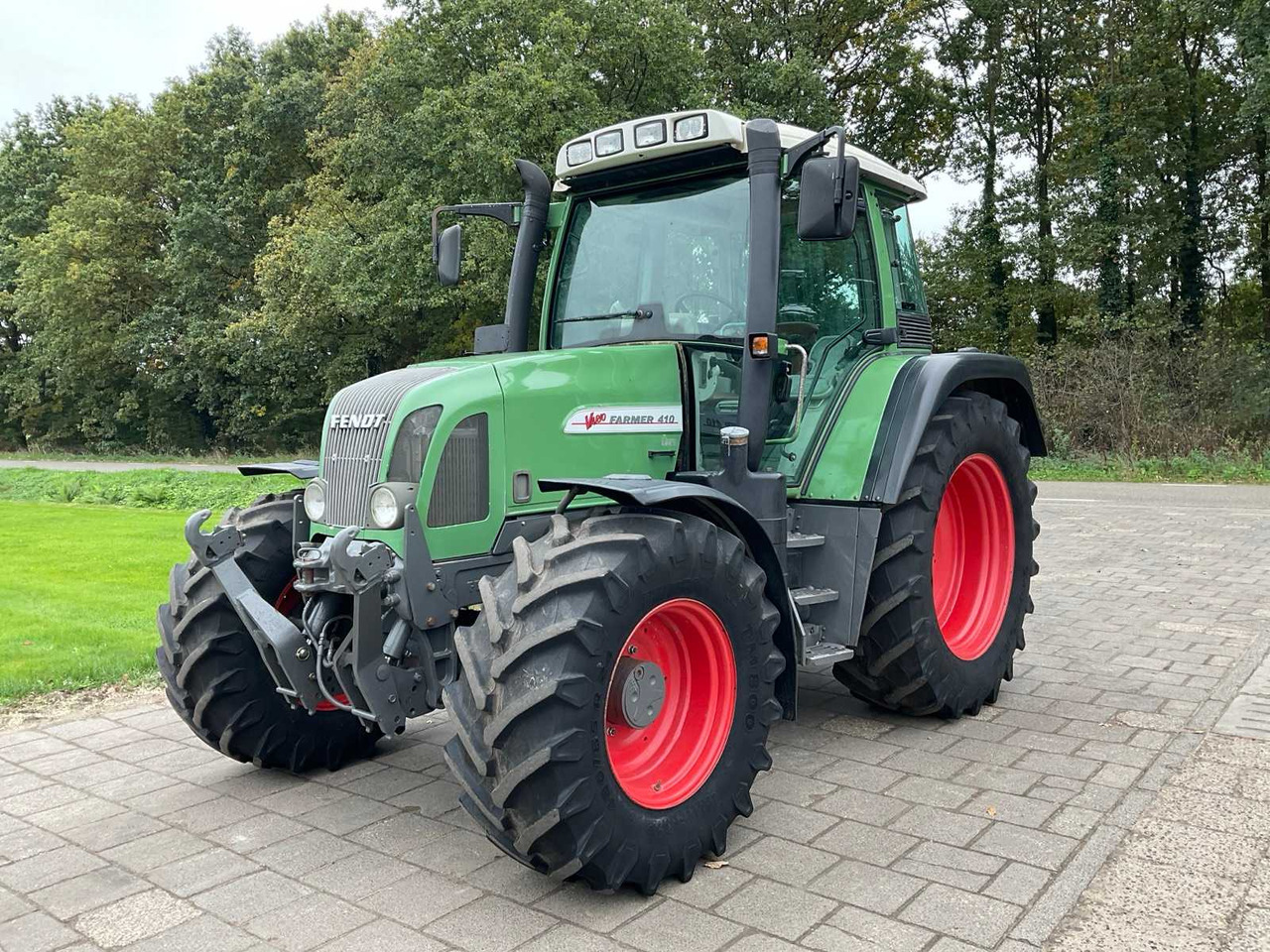 2000 FENDT FARMER 410 VARIO ALL-WHEEL DRIVE FARM TRACTOR - Τρακτέρ: φωτογραφία 1 2000 FENDT FARMER 410 VARIO ALL-WHEEL DRIVE FARM TRACTOR - Τρακτέρ: φωτογραφία 1