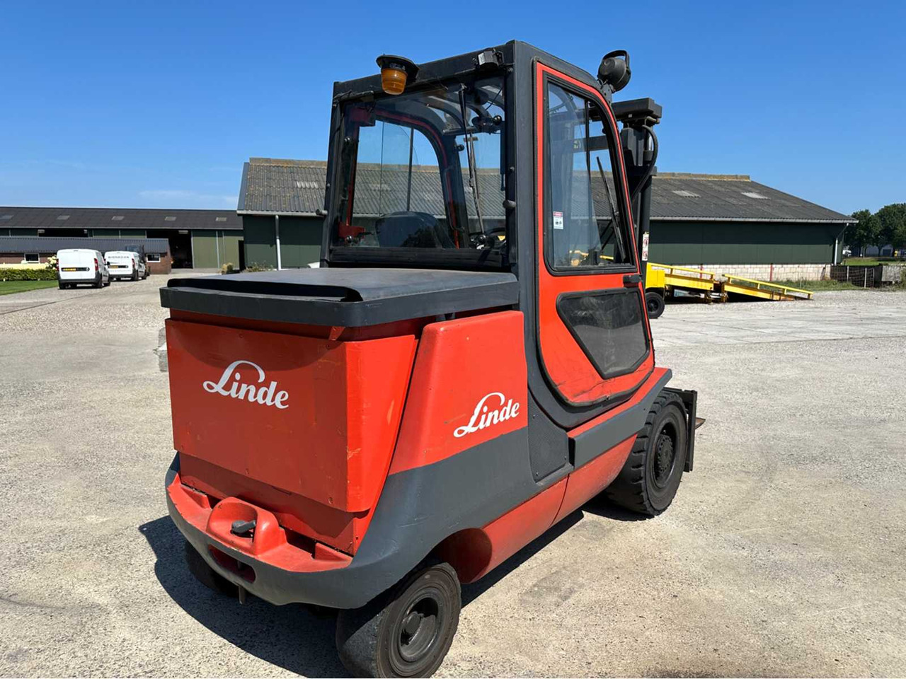 2001 LINDE E40 P 02 FORKLIFT - Περονοφόρο όχημα: φωτογραφία 5 2001 LINDE E40 P 02 FORKLIFT - Περονοφόρο όχημα: φωτογραφία 5