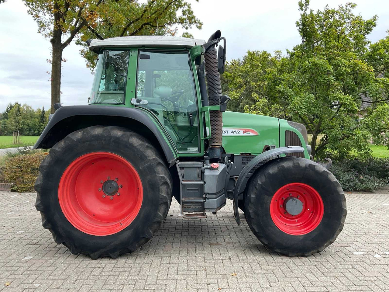 2008 FENDT 412 VARIO TMS ALL-WHEEL DRIVE AGRICULTURAL TRACTOR - Τρακτέρ: φωτογραφία 4 2008 FENDT 412 VARIO TMS ALL-WHEEL DRIVE AGRICULTURAL TRACTOR - Τρακτέρ: φωτογραφία 4