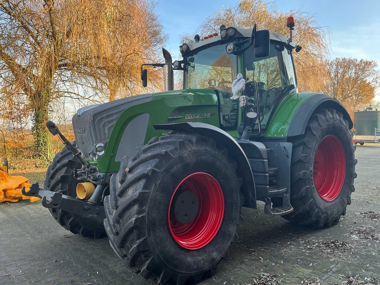 2008 FENDT 924 VARIO ALL-WHEEL DRIVE FARM TRACTOR - Τρακτέρ: φωτογραφία 1 2008 FENDT 924 VARIO ALL-WHEEL DRIVE FARM TRACTOR - Τρακτέρ: φωτογραφία 1